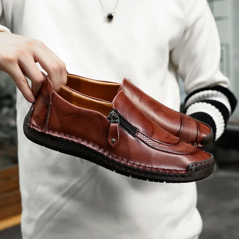 Men’s casual leather shoes