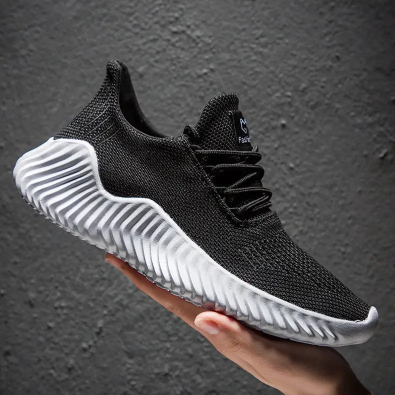 Large Size Men’s Shoes Breathable Sports Shoes Ultra-light Running Shoes New Style