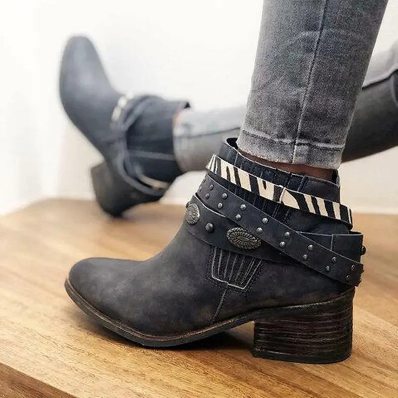 Ladies Fashion Single Shoes