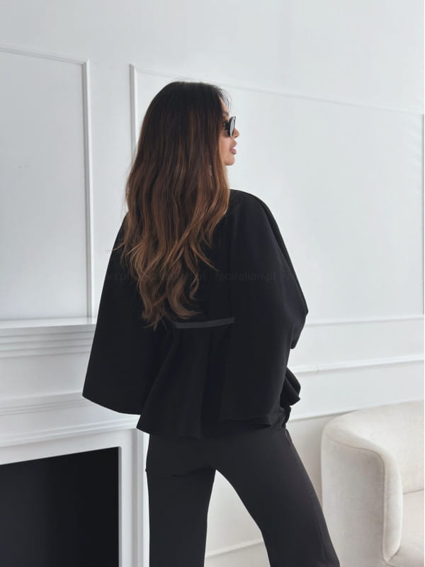 New Stand Collar Batwing Sleeves Cloak Top With Belt Ins Fashion Temperament Jacket Woolen Sweater Outwear For Women