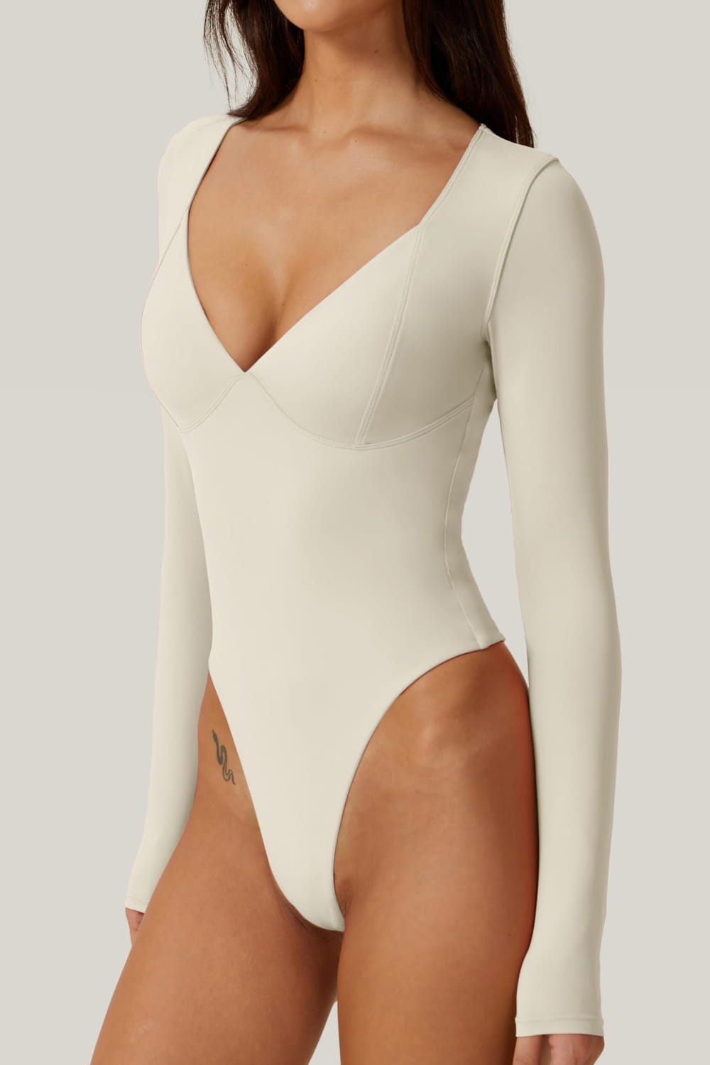 Women’s Short Sleeve Bodysuit V Neck Body Suits Seamed Cup Going Out Tops Shirt