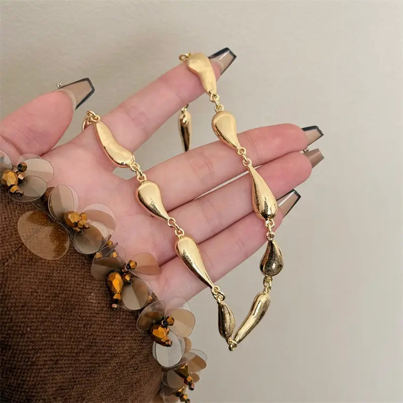 Women’s Metal Water Drop Stitching Necklace