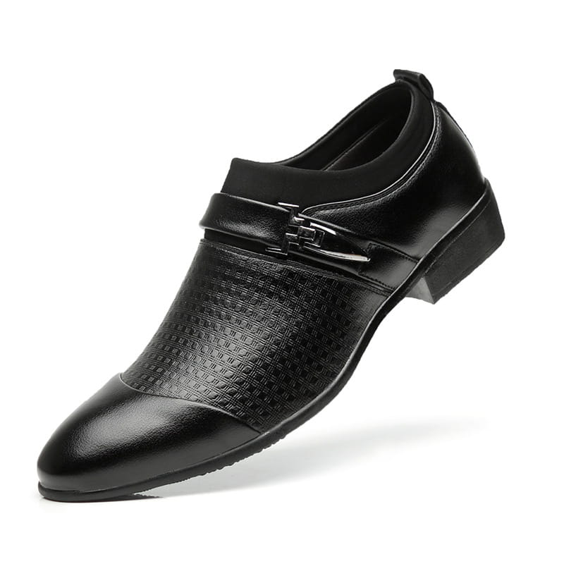 Single pointed shoes
