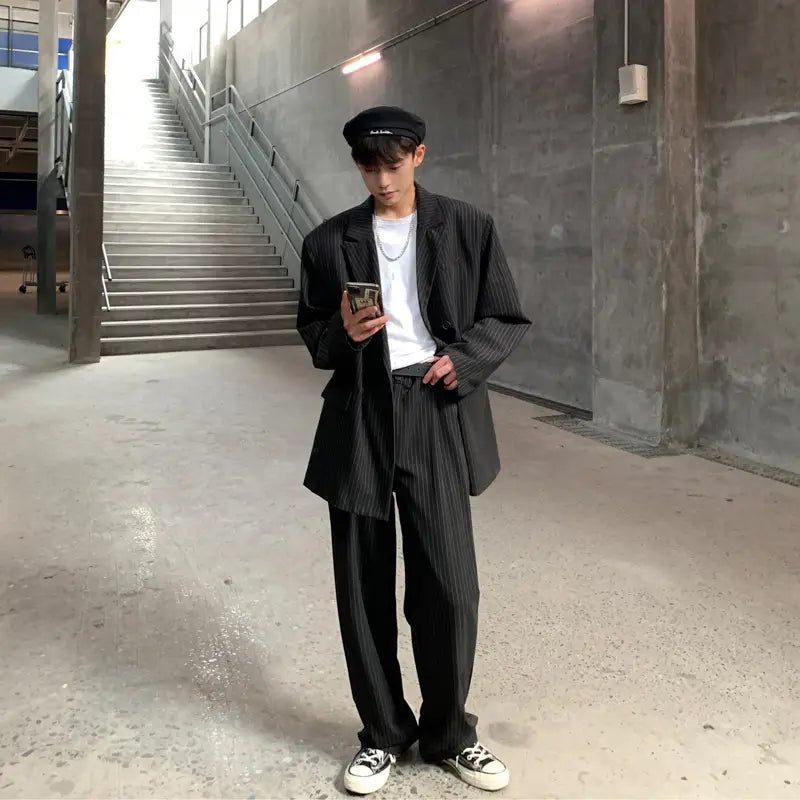 Korean Trend Loose Fitting Striped Suit Set Versatile For Men In Spring And Summer