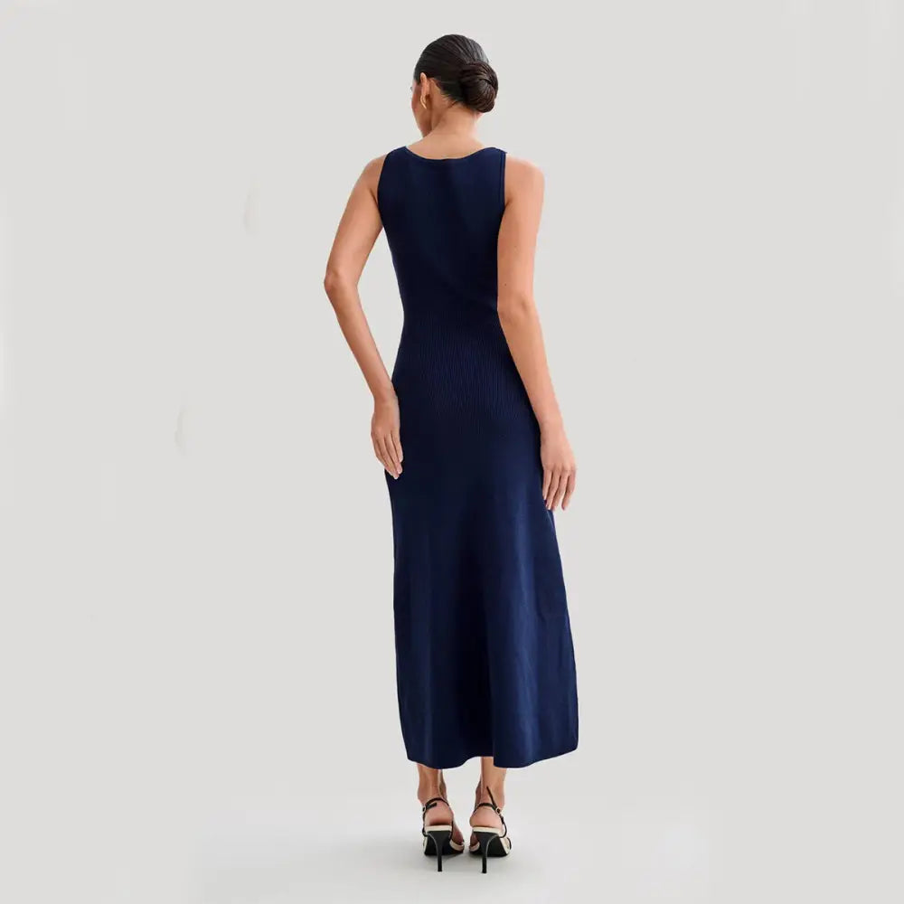 Elegant Knitted Sleeveless Dress With Single Breast Fashion Slim Round Neck Long Dresses Womens Clothing Beyond Trends Hub