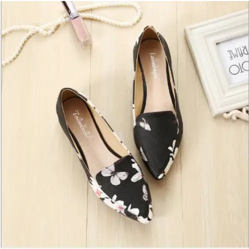 Espadrilles shoes woman slip on shoes pointed toe moccasins ladies loafers embroidery flats shoes flower printed shoes size 34- 43 Beyond Trends Hub