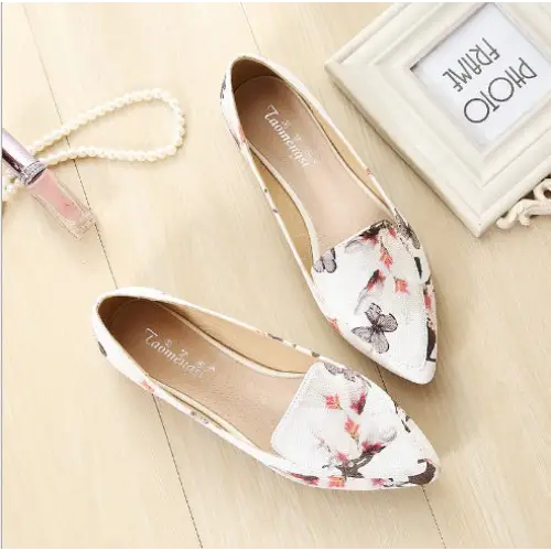 Espadrilles shoes woman slip on shoes pointed toe moccasins ladies loafers embroidery flats shoes flower printed shoes size 34- 43 Beyond Trends Hub