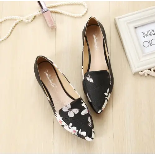 Espadrilles shoes woman slip on shoes pointed toe moccasins ladies loafers embroidery flats shoes flower printed shoes size 34- 43 Beyond Trends Hub