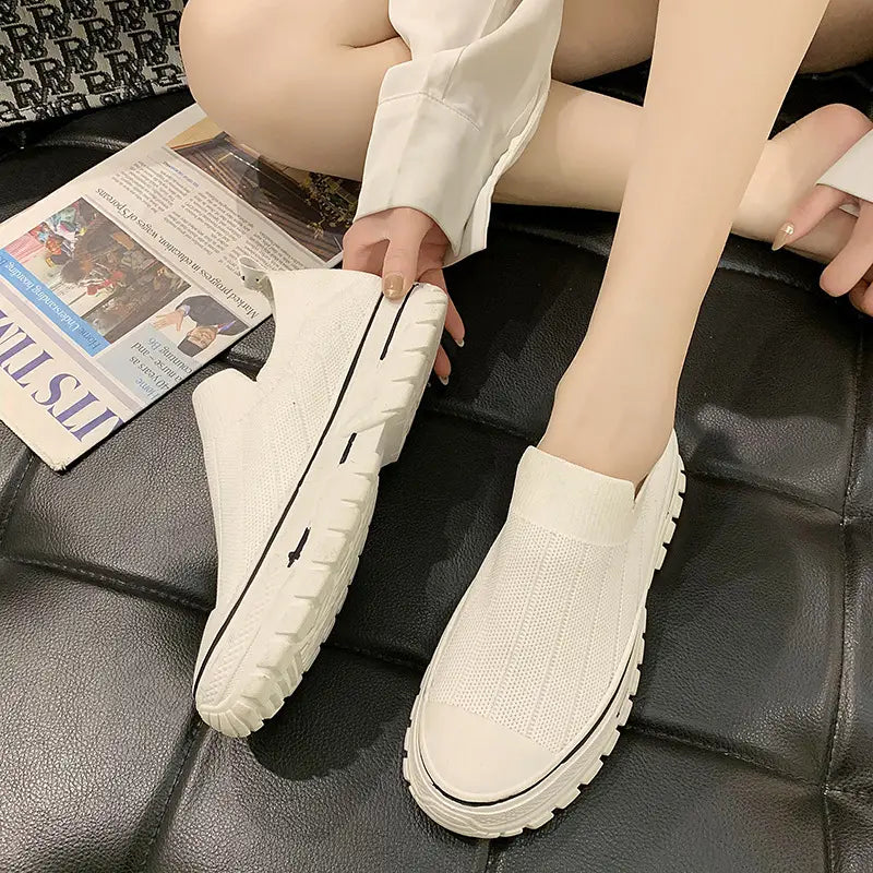 Ladies Mesh Casual Shoes With Increased Breathability