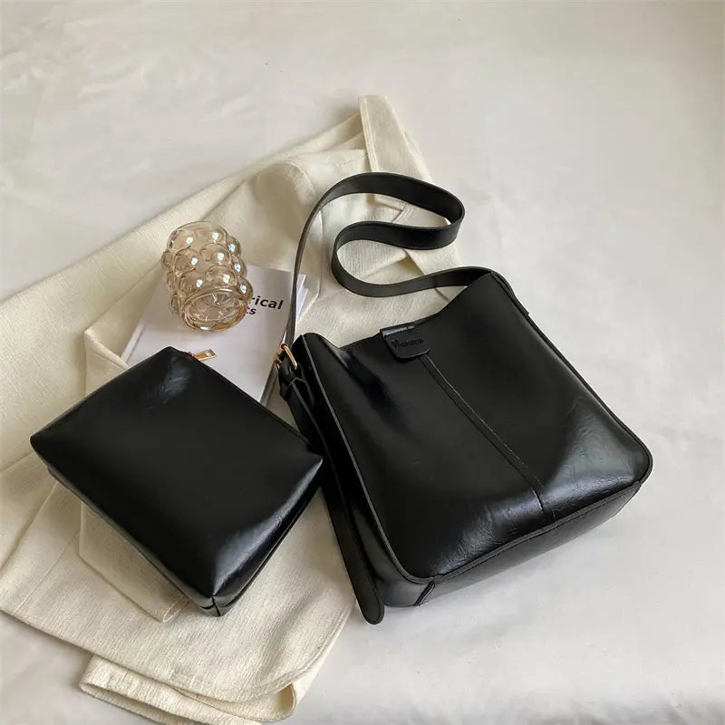 Large-capacity Bucket Fashion Women’s Cross-body Bag Fashion Womens Shoulder Bag Autumn And Winter Handbag