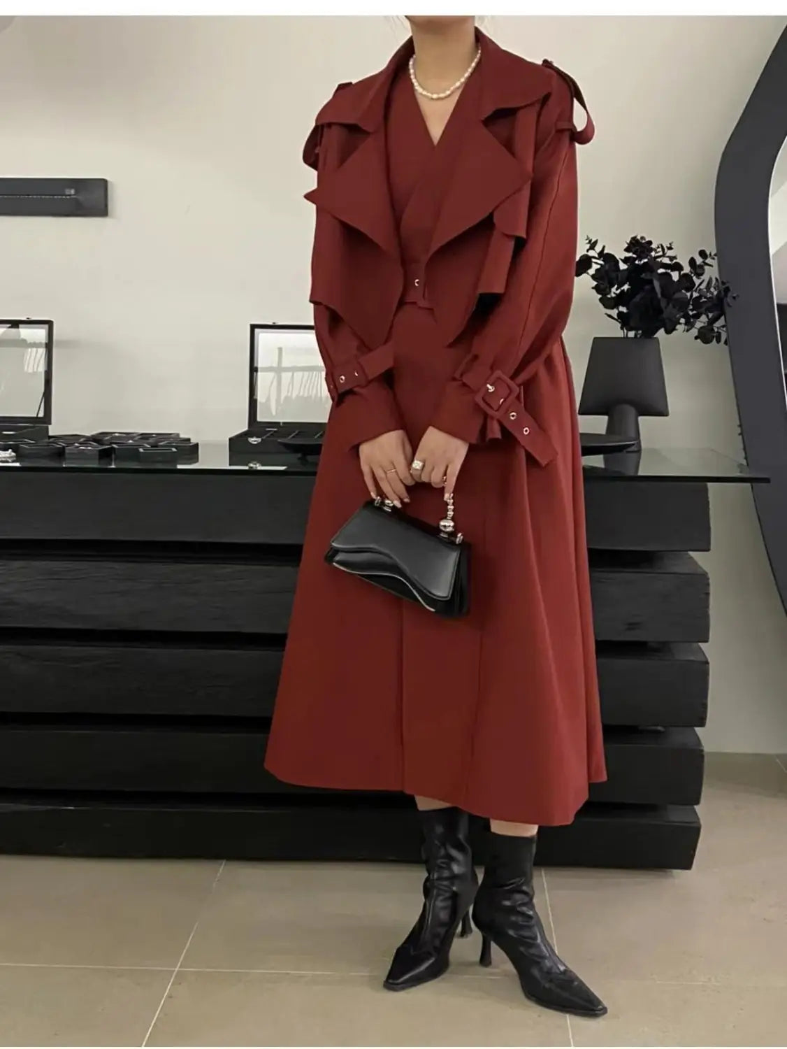 Elegant Temperament Hundreds Of Sleeveless Dresses Plus Trench Coat Set