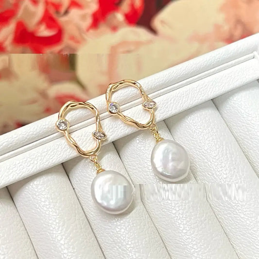 Fashion Simple Freshwater Pearl Vintage Ring Earrings For Women - A Pair Of Pearl Earrings
