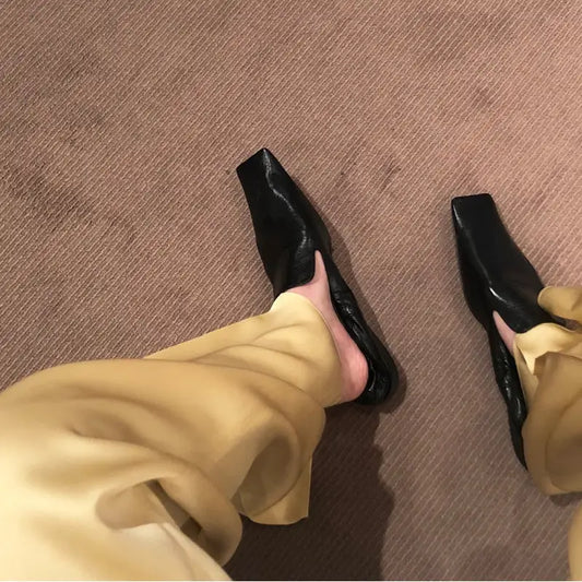 Flat Woman Head Retro Shallow Mouth Soft Sole Single Shoes Beyond Trends Hub