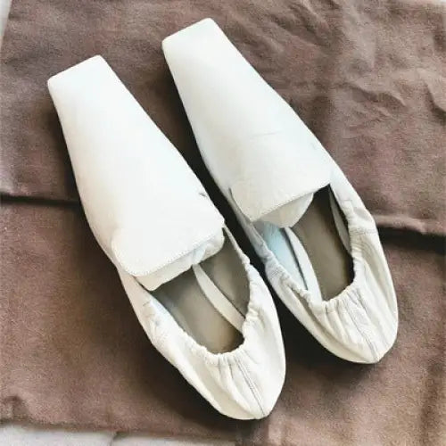 Flat Woman Head Retro Shallow Mouth Soft Sole Single Shoes Beyond Trends Hub