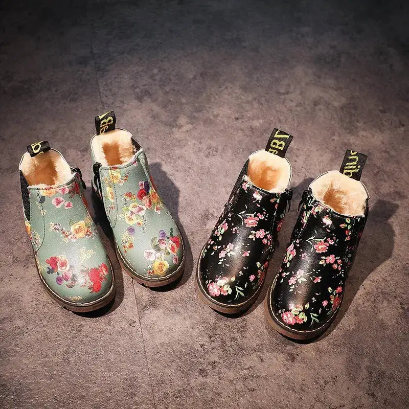Girls' Autumn Martin Boots - Beyond Trends Hub 