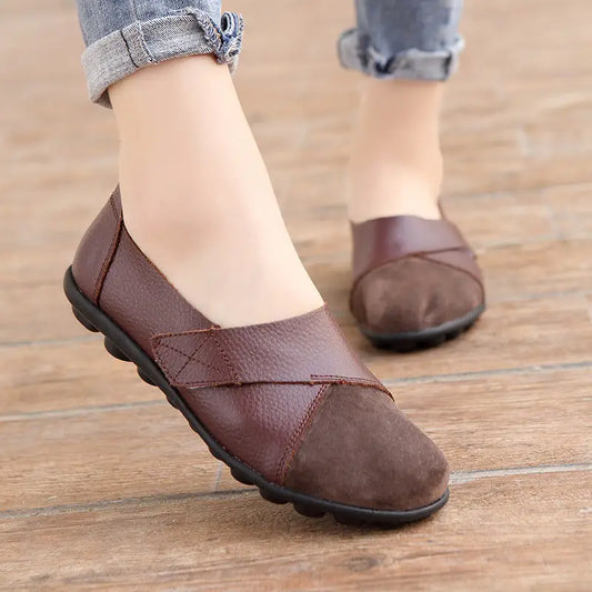 Ladies’ Velcro peas shoes