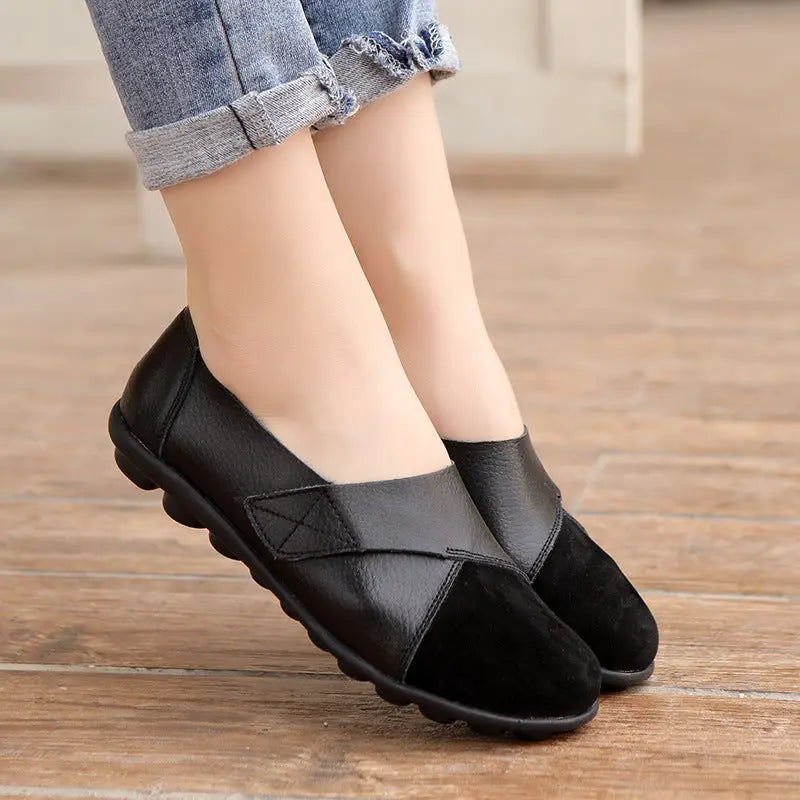 Ladies’ Velcro peas shoes