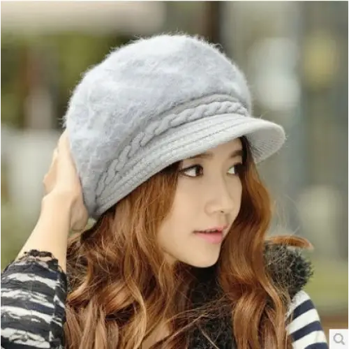 Ladies winter knitted beret - Grey
