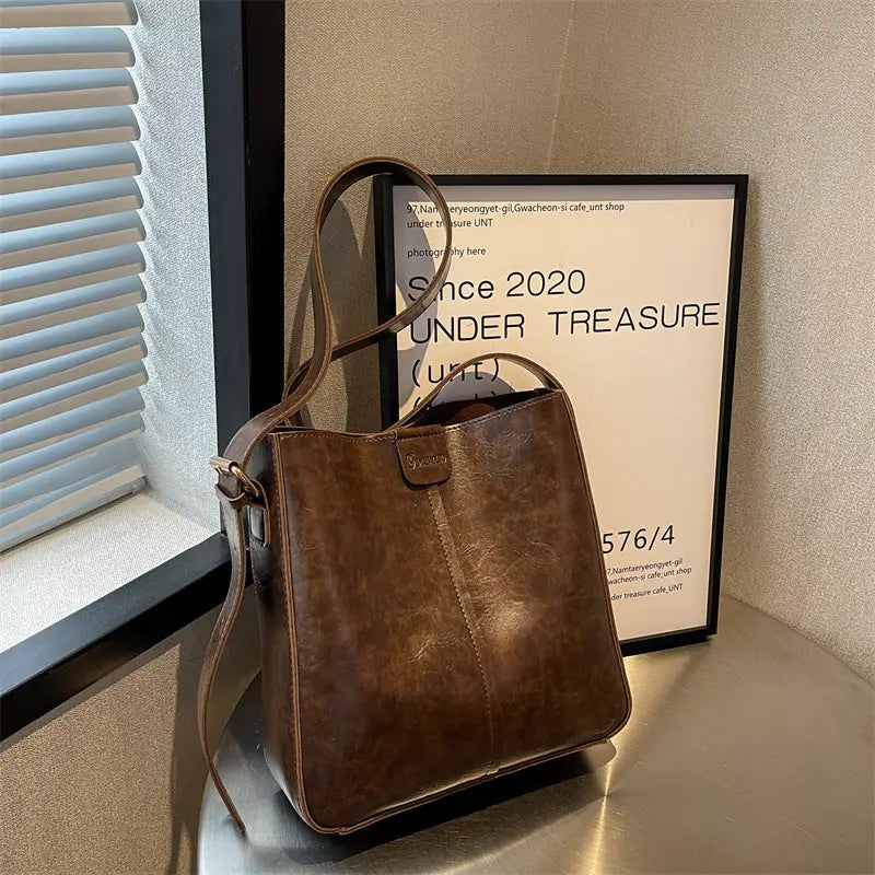 Large-capacity Bucket Fashion Women's Cross-body Bag  Fashion Womens Shoulder Bag Autumn And Winter Handbag Beyond Trends Hub