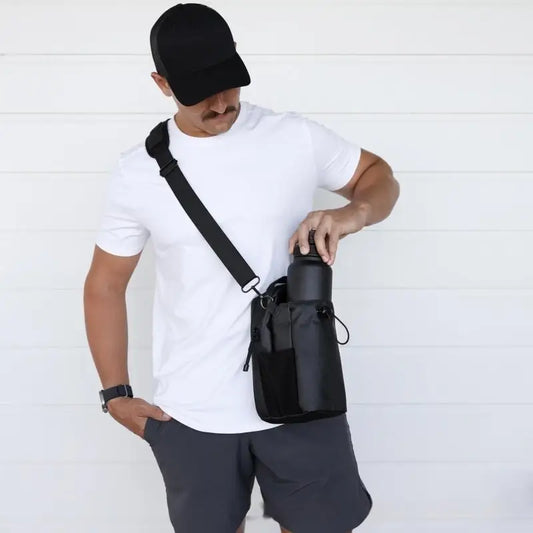 Large Capacity Magnetic Suction Portable And Versatile Fitness Kettle Pannier Bag - Black / Below 20L