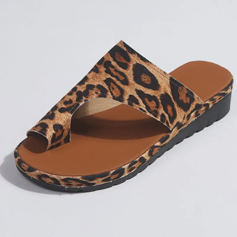 Large Size Women’s Shoes Sandals Women’s New European And American Ladies Toe Ring Sandals Women’s - Leopard / 35