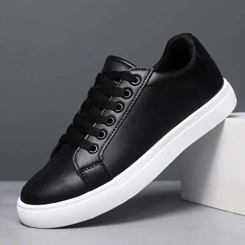 Men’s Korean Fashion Board Shoes Casual Plus Size - White And Black / 39