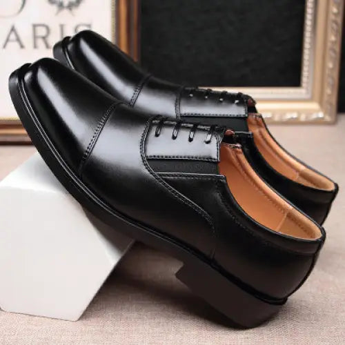 Men's leather business casual shoes Beyond Trends Hub