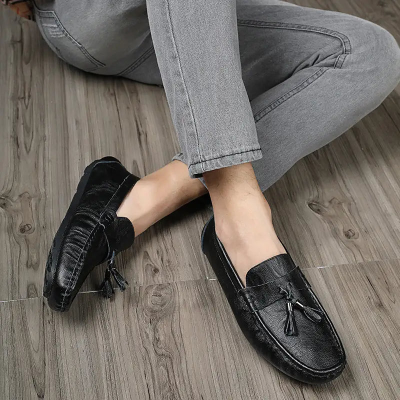 Men's Peas shoes Korean version of the trend of hollow casual shoes Beyond Trends Hub