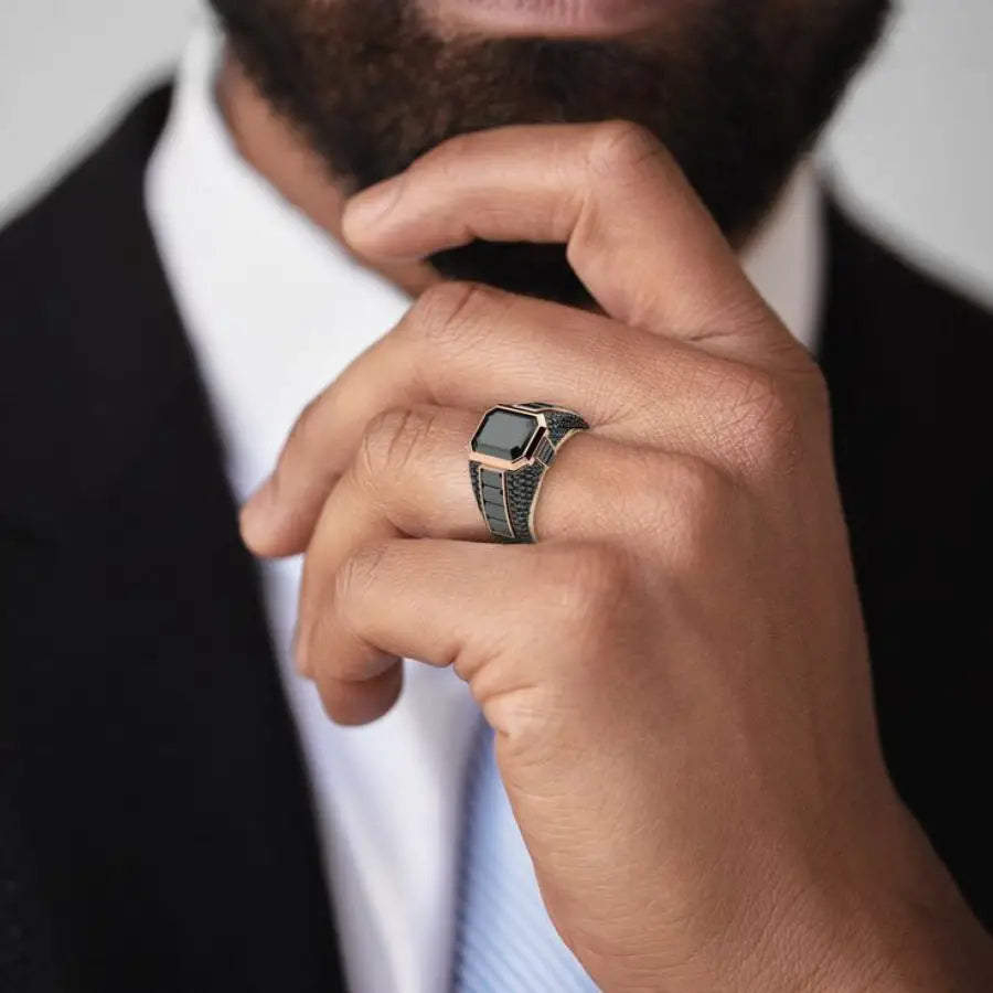 Men’s Simple Alloy Inlaid Zircon Ring