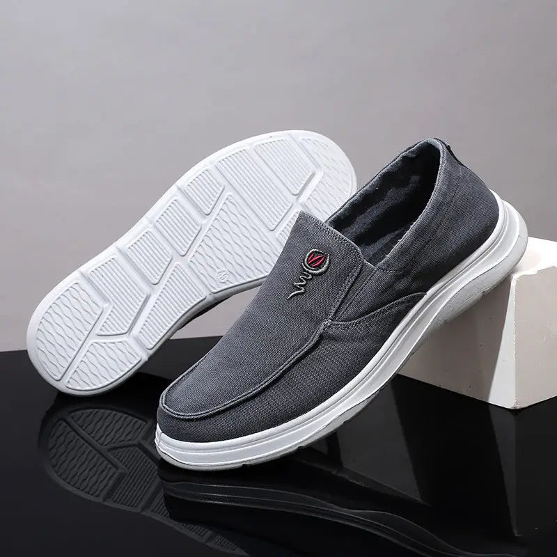 Old Beijing Cloth Shoes Men’s Plus Size Canvas