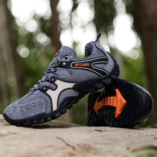 Outdoor men’s hiking shoes four seasons camping