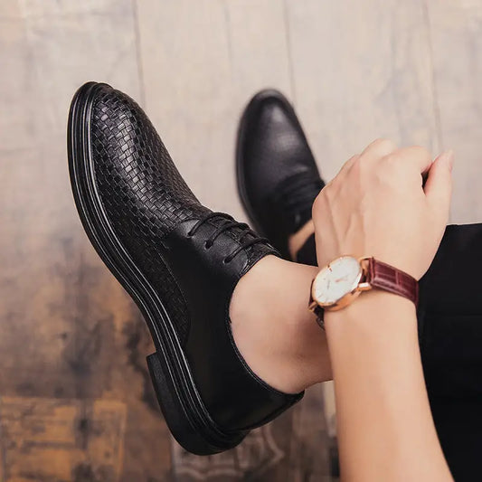 Pointed business shoes Beyond Trends Hub