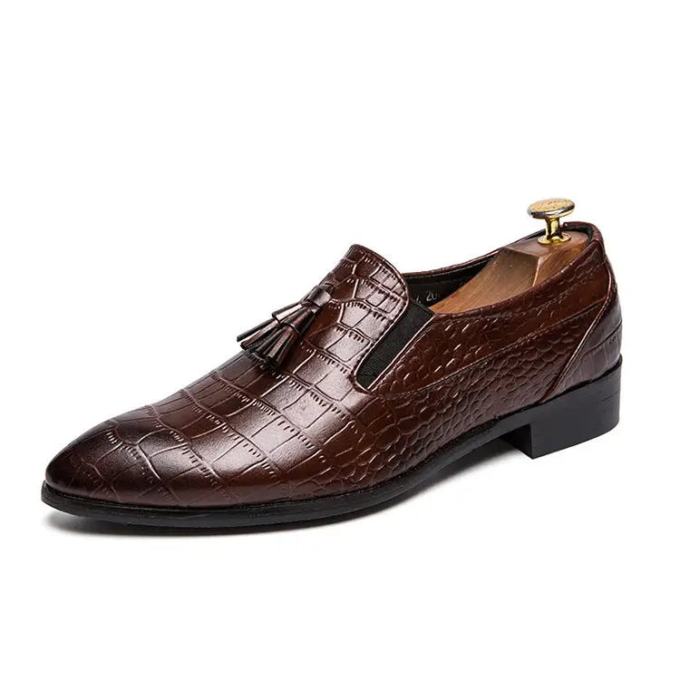 Pointed leather shoes for men Beyond Trends Hub