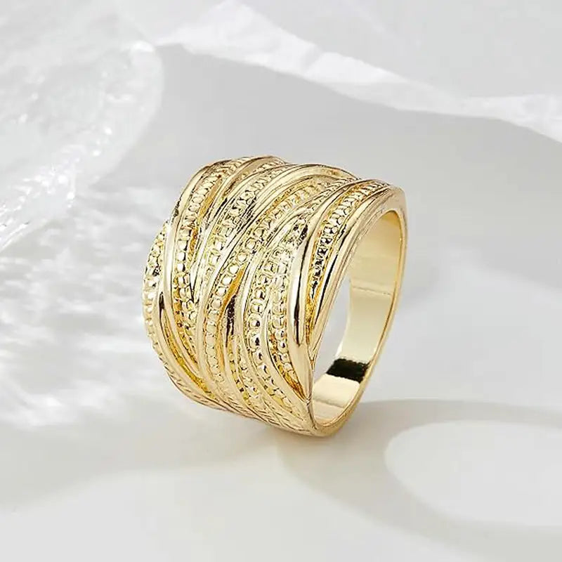 Retro Double Gold Texture Men’s And Women’s Rings Fashion