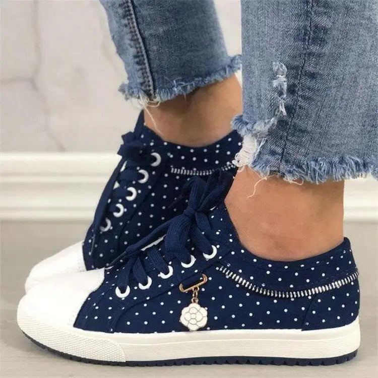 Season European and American Solid Color Canvas Shoes Flat Lace-up Mesh - Blue / 35