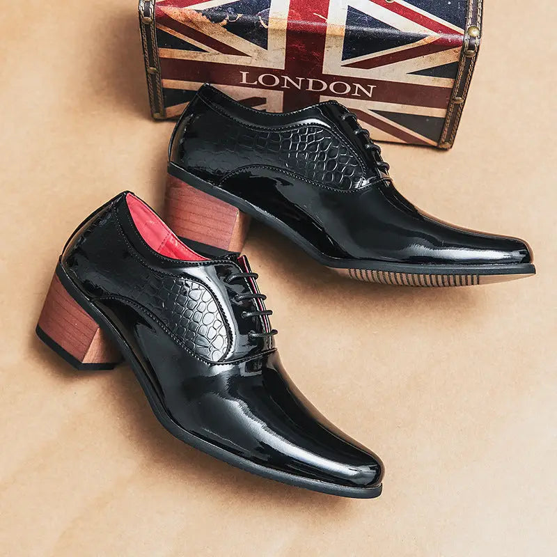 Sharp pointed men’s business dress men’s leather shoes British style groom’s wedding shoes