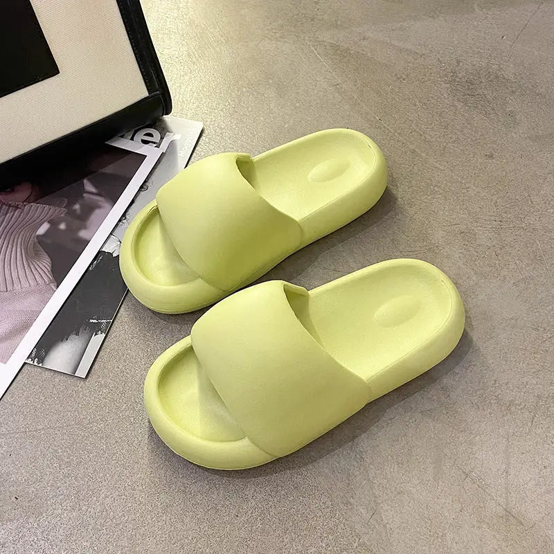 Slippery Slippers Indoor And Outdoor Wear Non-slip Thick Bottom Home Sandals - Grass green / 36to37