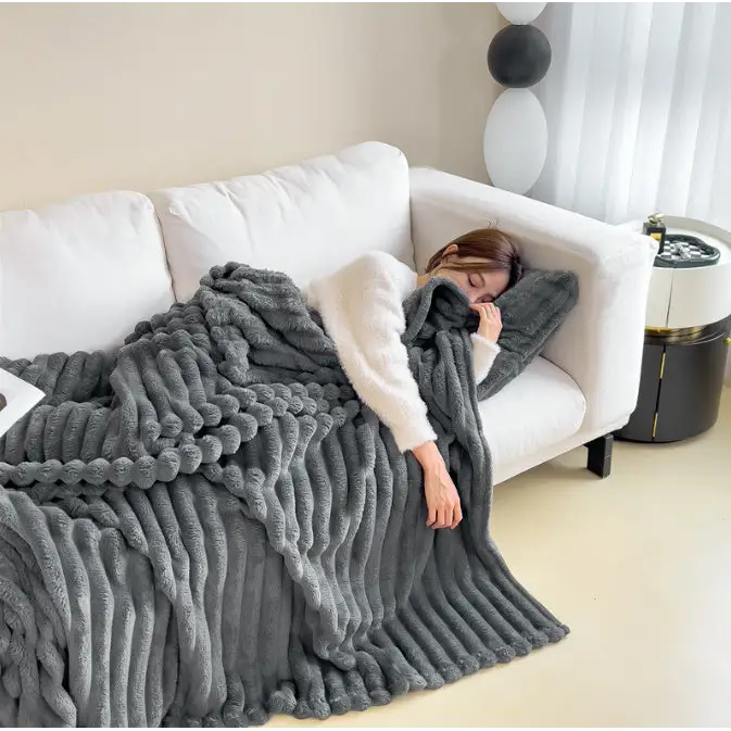 Soft Wind Bubble Velvet Blanket Warm Solid Rabbit Fur Blankets Double-sided Thickening Cover Throw Warm Fur Blanket Beyond Trends Hub