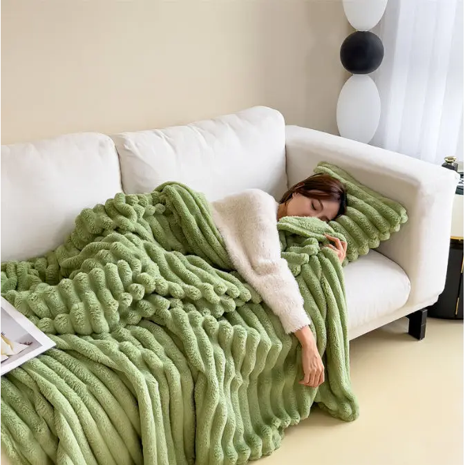 Soft Wind Bubble Velvet Blanket Warm Solid Rabbit Fur Blankets Double-sided Thickening Cover Throw Warm Fur Blanket Beyond Trends Hub