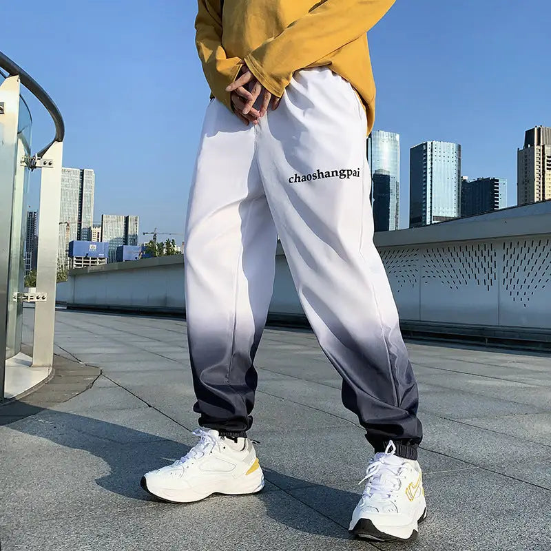 Trendy Gradient Color Trousers Men - White K48 / S