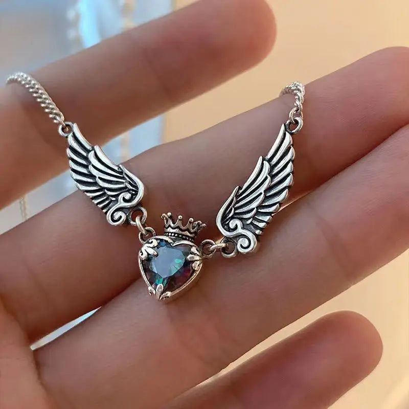 Vintage Gothic Heart Crown Angel Wings Pendant Necklaces For Women Fashion Exquisite Love Shape Clavicle Chain Choker