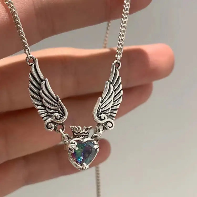 Vintage Gothic Heart Crown Angel Wings Pendant Necklaces For Women Fashion Exquisite Love Shape Clavicle Chain Choker