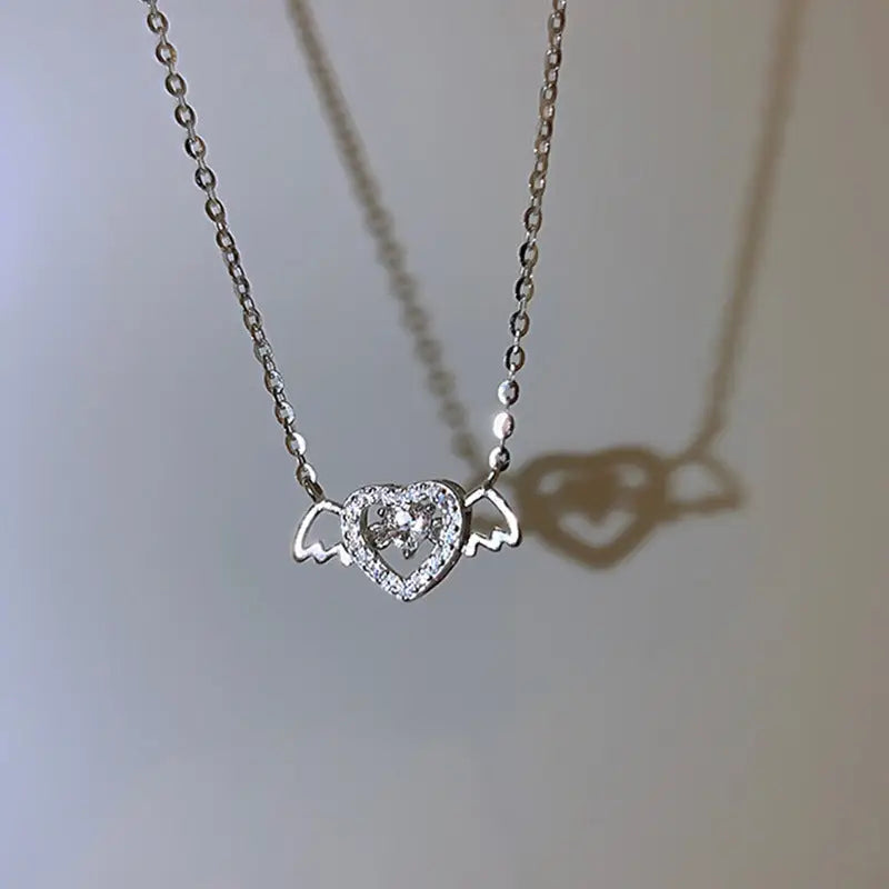 Vintage Gothic Heart Crown Angel Wings Pendant Necklaces For Women Fashion Exquisite Love Shape Clavicle Chain Choker
