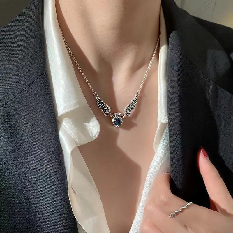 Vintage Gothic Heart Crown Angel Wings Pendant Necklaces For Women Fashion Exquisite Love Shape Clavicle Chain Choker