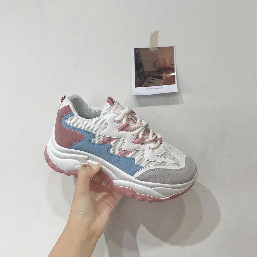 Woman outdoor running shoes Beyond Trends Hub