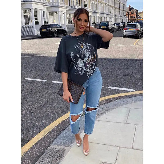 Women's Jeans Are Thin and Have No Elasticity Beyond Trends Hub