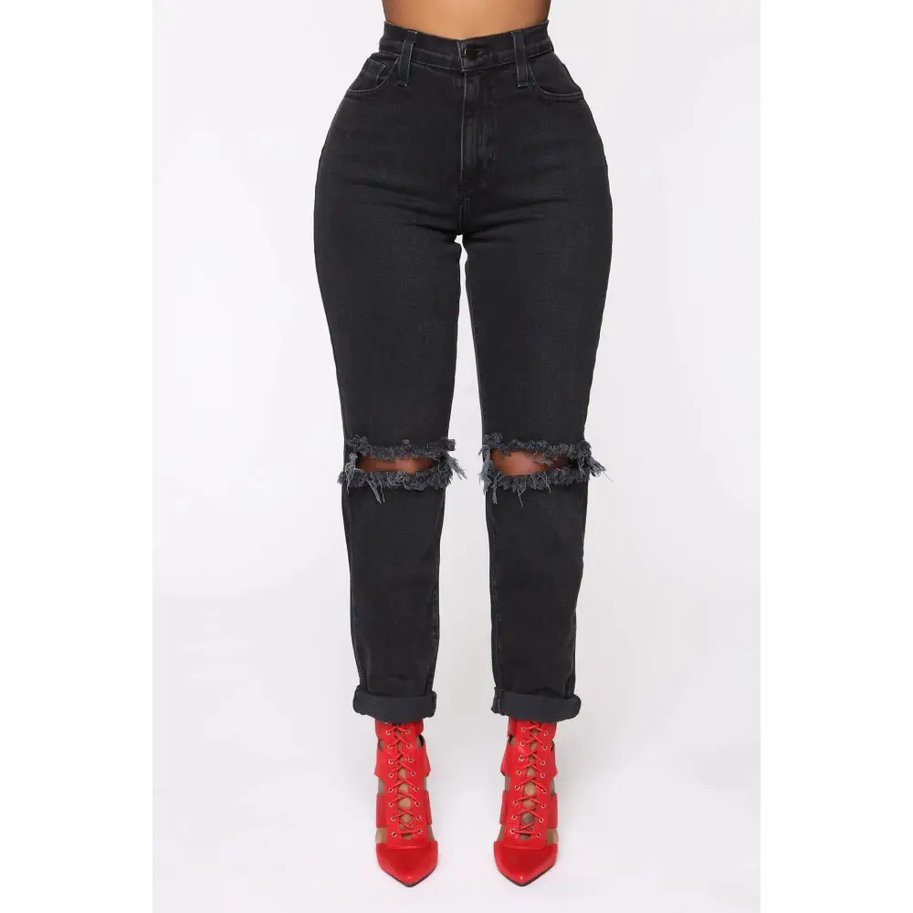 Women's Jeans Are Thin and Have No Elasticity Beyond Trends Hub