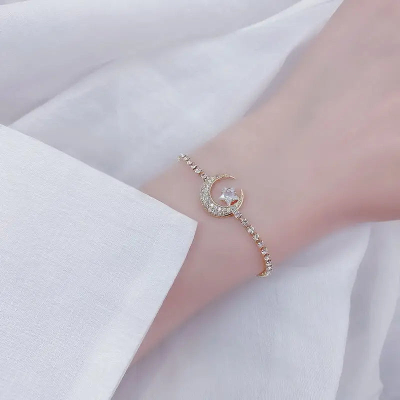 Women’s Korean-style Exquisite Zircon Temperamental Bracelet