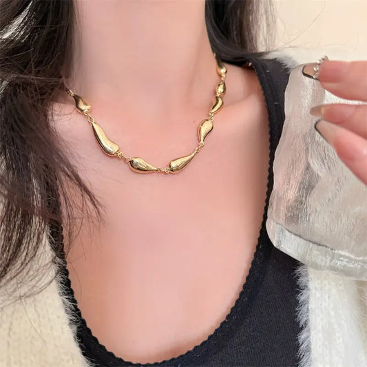 Women’s Metal Water Drop Stitching Necklace