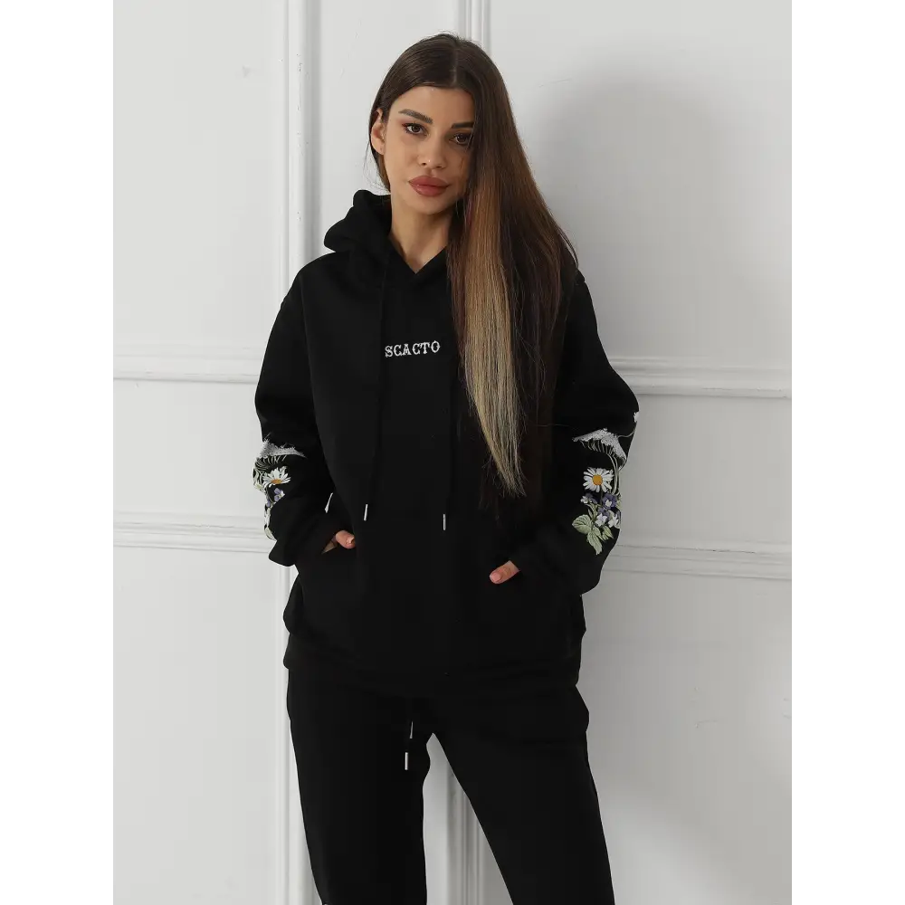 Women's Solid Color Floral Long Sleeved Sweatshirt Beyond Trends Hub
